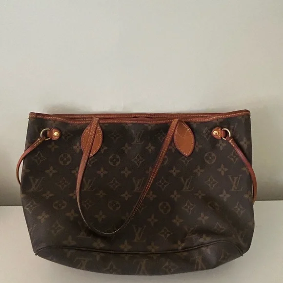 Louis Vuitton Classic Brown Monogram Tote - Picture 3 of 3